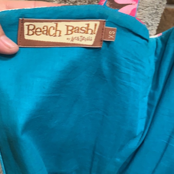 Beach Bash Floral Dress - Picture 7 of 8